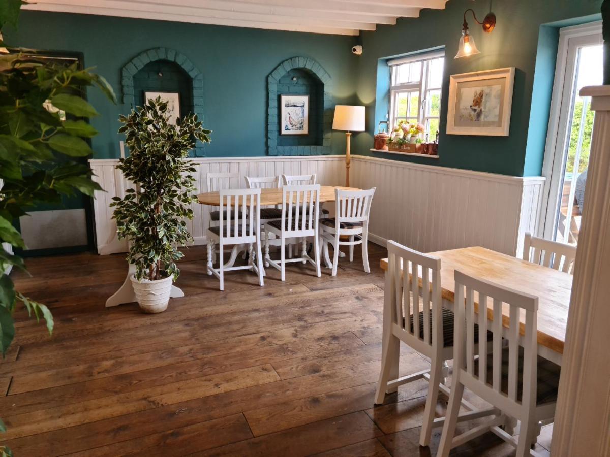 Hotel The Red Lion Kilsby Esterno foto